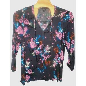 Torrid women's blouse dark Floral button down Long Sleeve whimsygoth size 4X‎